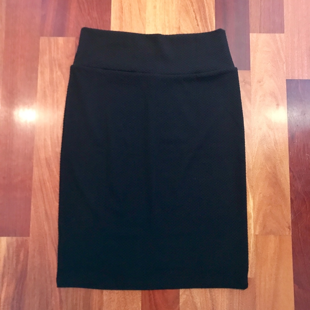 LuLaRoe Black Cassie Small Pencil Skirt